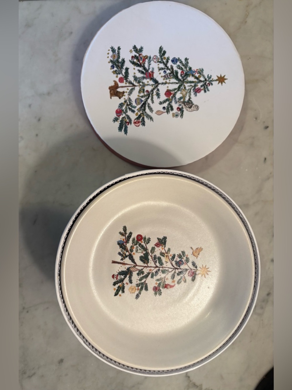 Pottery Barn Christmas in the Country Appetizer plates set of 8